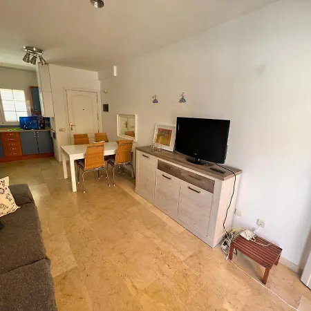 Mangueros Wifi & Pool & Terrace Apartment